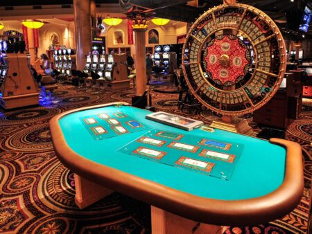 Las Vegas : Deux prostituées volent 125 000 $ de gains au blackjack à un participant à une conférence